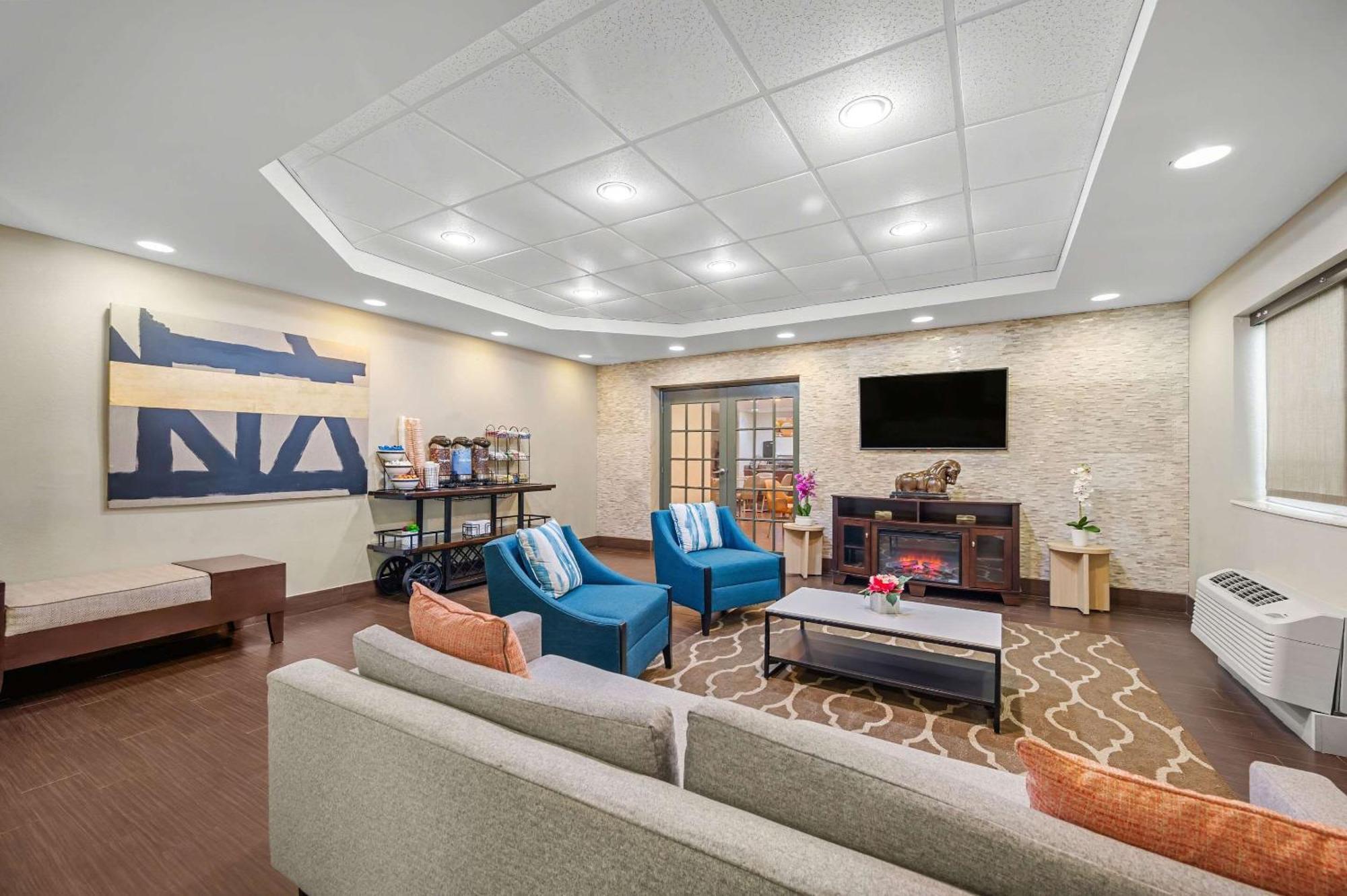 Comfort Northeast Inn